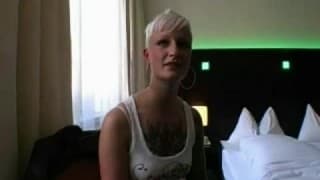 Una emo folla para divertirse