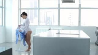 Ama de casa excitada