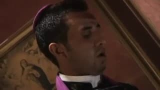 Una monja dominadora