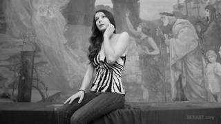 Rilee Marks se masturba para una escena