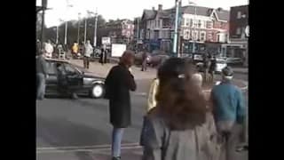 Las mujeres que se exhiben en la ciudad!