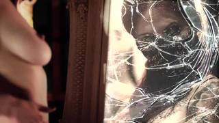 Ashleigh Doll y Kerry Louise en una escena XXX