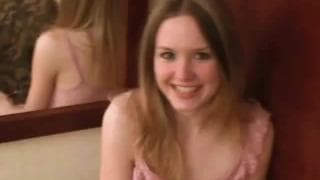 Caricias agradables para una joven bella