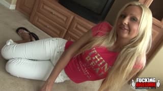 Jordan Spark se prepara un buen batido en el coño