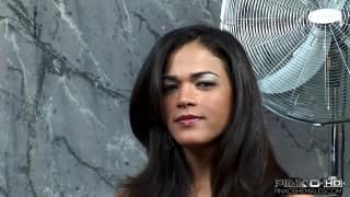 A esta transexual tetona le encanta la sodomía.
