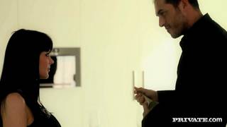 Rompiendo el culo precioso de Anastasia Brill