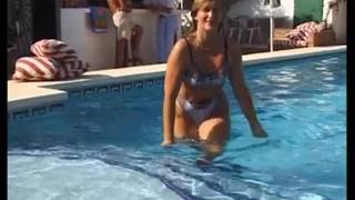 Ella prefiere hacerlo con dos pollas duras