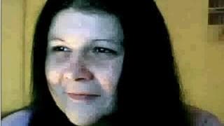 Esta amateur se calentará frente a la webcam