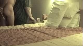 Este hombre maduro adora el sexo en BDSM