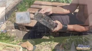 A esta morena bella le gustan muy maduros