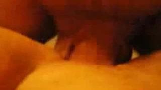 Ella recibe una penetración casera amateur