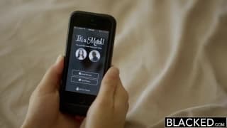 Anna Mornas está con un negro que quiere sexo