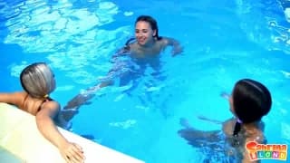 Sabrina Blond y dos amigas calientes