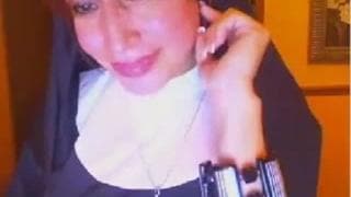Mostrando los pechos en la web para excitarse Mostrando los pechos en la web para excitarse