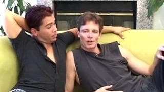 Este morena quiere echar un polvo sabroso