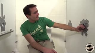 Aiden Parker se chupa una polla en el hoyo