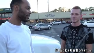 Este aleman quiere probar una polla negra