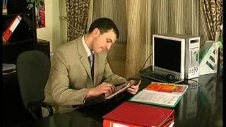 una secretaria picante que quiere un aumento