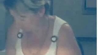 Una madura amateur que estalla de placer