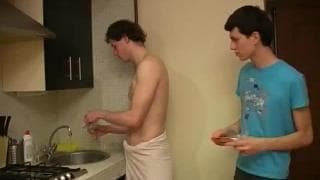 Cherry y Tomas se hacen una mamada sabrosa