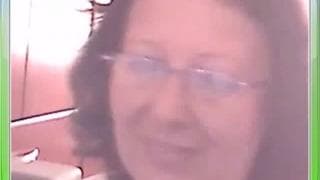 UNna criada madura prueba el sexo por cámara