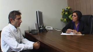 Dylan Ryder es la jefa que todos quieren