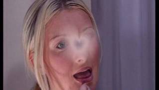 Kelly es esta puta rubia que no deja de gozar