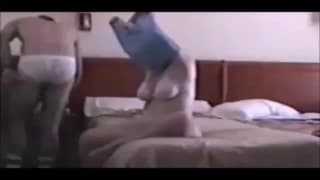 Ella se va para el hotel cuando quiere follar