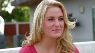 Payton Simmons mamando como más le gusta