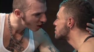 Ruben Litzky enculado por dos complañeros