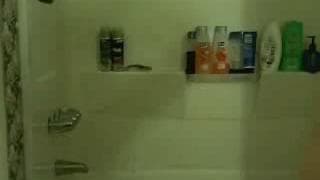 Vamos a ver a estya morenaita bañándose