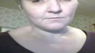 Las pechugas de esta chica exhibicionista