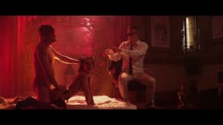 Nikita Bellucci follando y siendo grabada