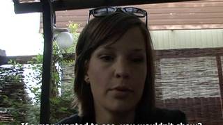 Sexo al aire libre con una chica rusa bella