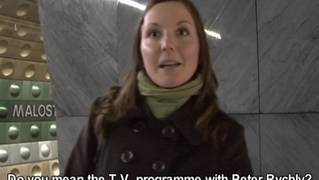 Slash y Manon quiere sexo anal en público