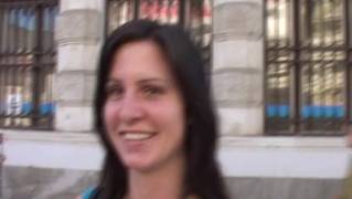 Esata rubia amateur chupa mejor en el coche