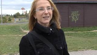 Esta rubia se deja coger en cualquier momento