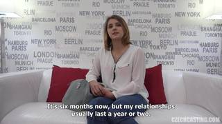 Petra es una joven con ansias de gozar