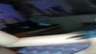 Jovencita disfrutando de la polla de su macho