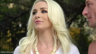 Stevie Shae es una rubia deseosa de sexo