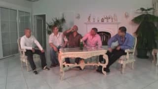 Esta fiesta se convierte en la mejor orgía