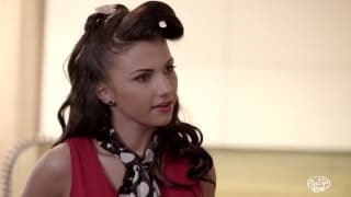 Este tipo se muere por saborearla entera