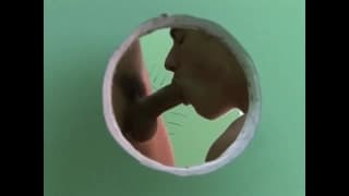 Usan el baño público para follar muy rico