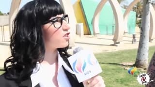 A esa zorra de culo gordo le encanta montar pollas