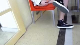 De las tetas para abajo frente a la webcam.