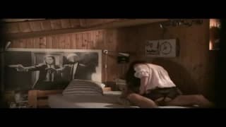 Ella graba varios de sus momentos de sexo