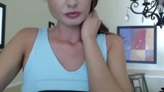 Un interesante show en la webcam de Elisa