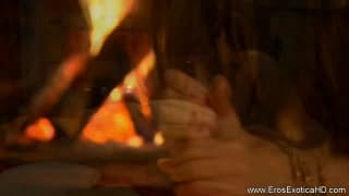 Una experiencia romántica de sexo oral y una buena paja caliente