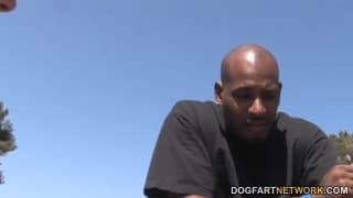 Missy Maze hace que su cornudo marido la mire