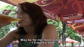 Sexo del bueno con una morena callejera rusa